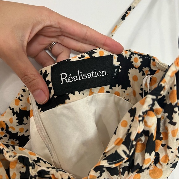 Realisation Par the Devon Mini Dress in Flower Party - Picture 4 of 6